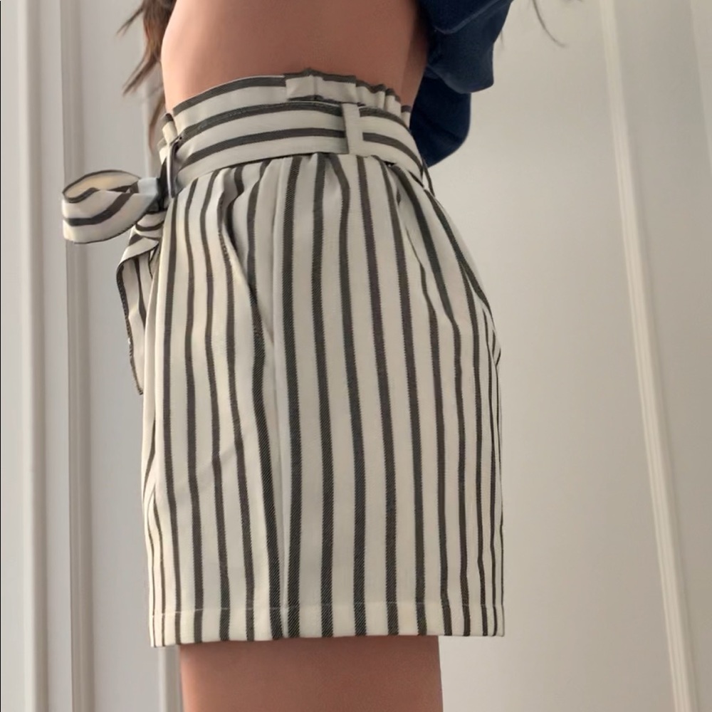 Striped Shorts - Picture 4 of 6